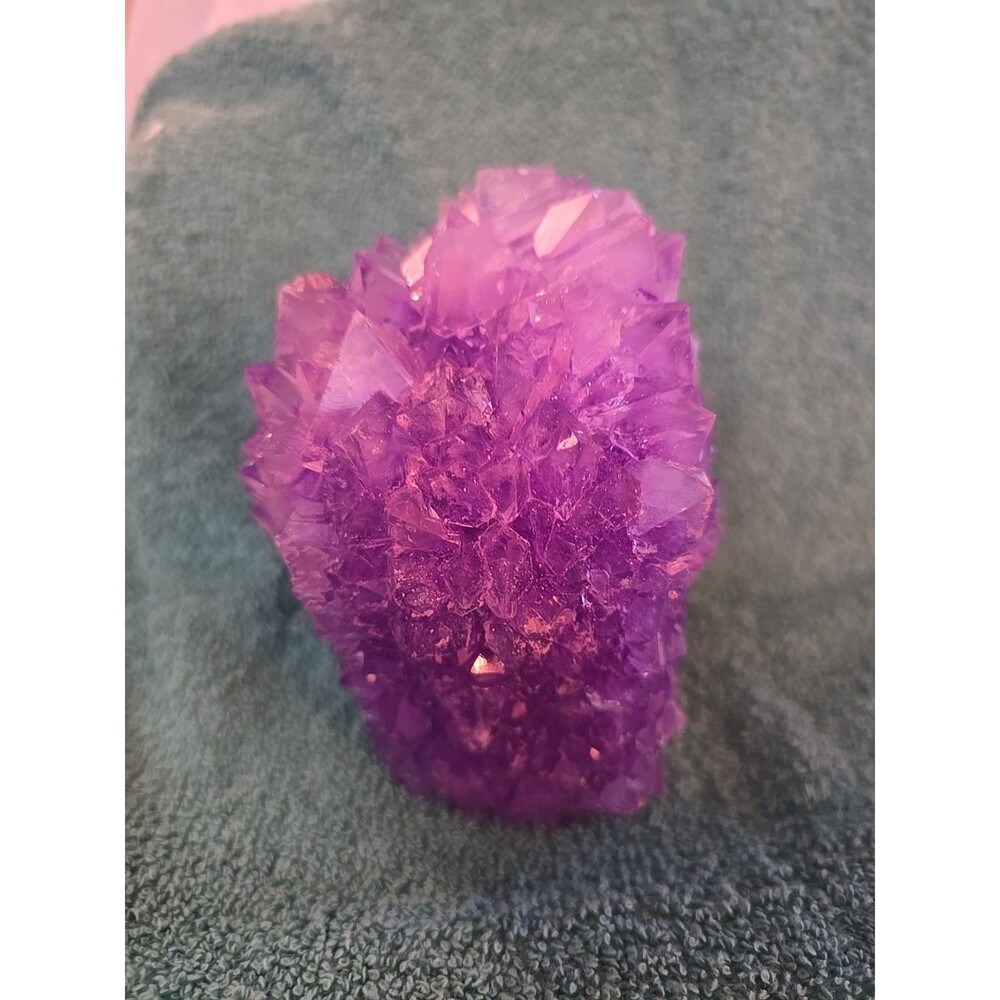 Purple Salt crystal  Mineral specimen Point Healing  1 Lb 12 Oz 5" Tall